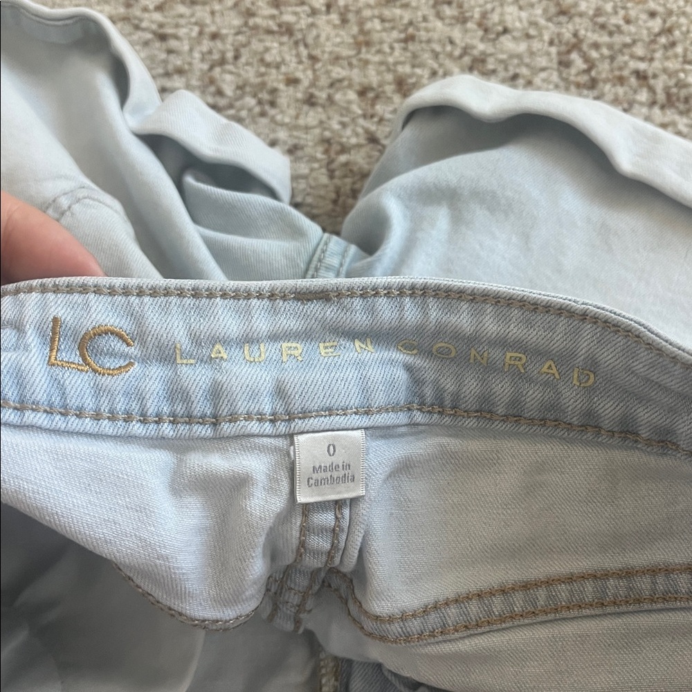 LC Lauren Conrad Light Wash cuffed cotton Jean Shorts - Picture 4 of 8